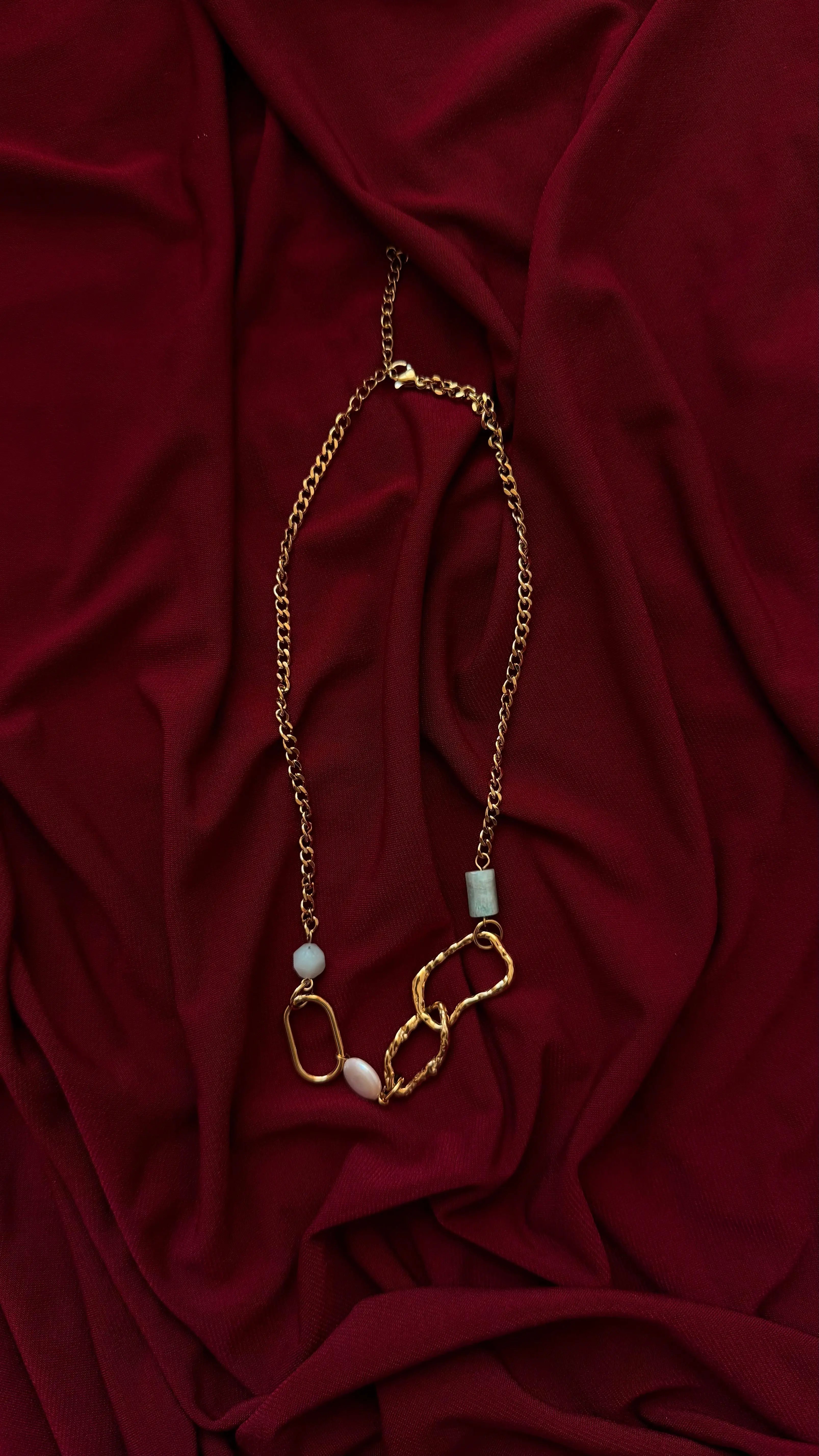 NARIYA Maison Sayina